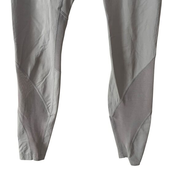 Nike Small Activewear Leggings Light Gray Zip Pocket Mesh Panels Workout - Picture 5 of 10